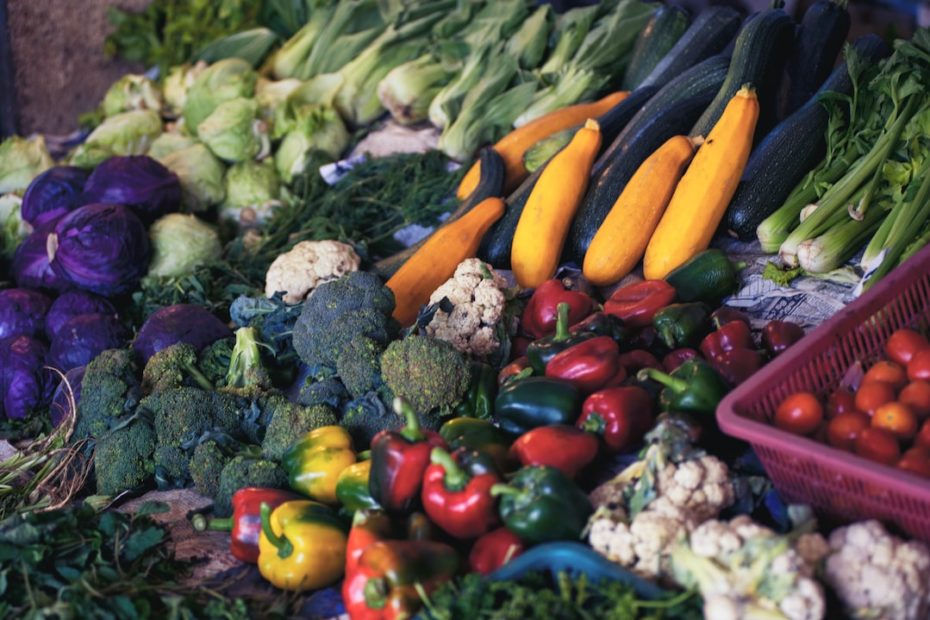 Photo de plusieurs légumes qui peuvent résoudre des troubles digestifs